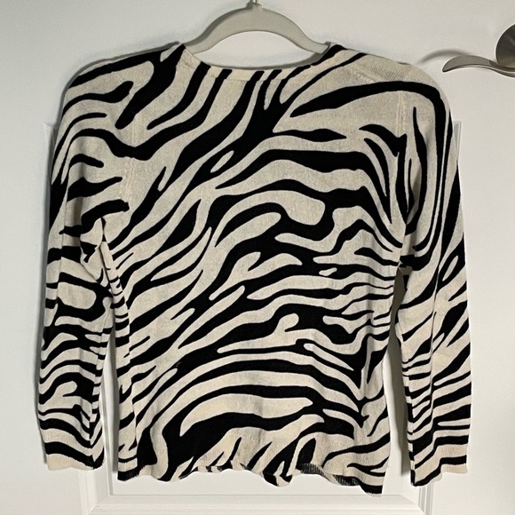 Charter Club Luxury Cashmere Black Zebra Print Crewneck Sweater 47179 - Picture 6 of 14